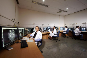 RIS & PACS usage in Radiology Viewing Room